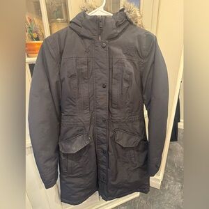 The North Face Women's Black Winter Parka